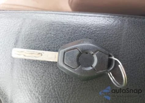 2004 BMW 330Ci из США, поврежденный, VIN WBABW53454PL41634